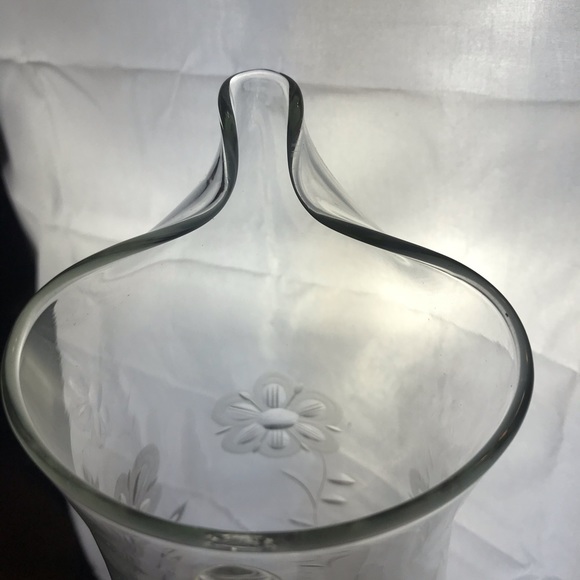 Vintage etched glass crystal pinched pitcher - Picture 5 of 14
